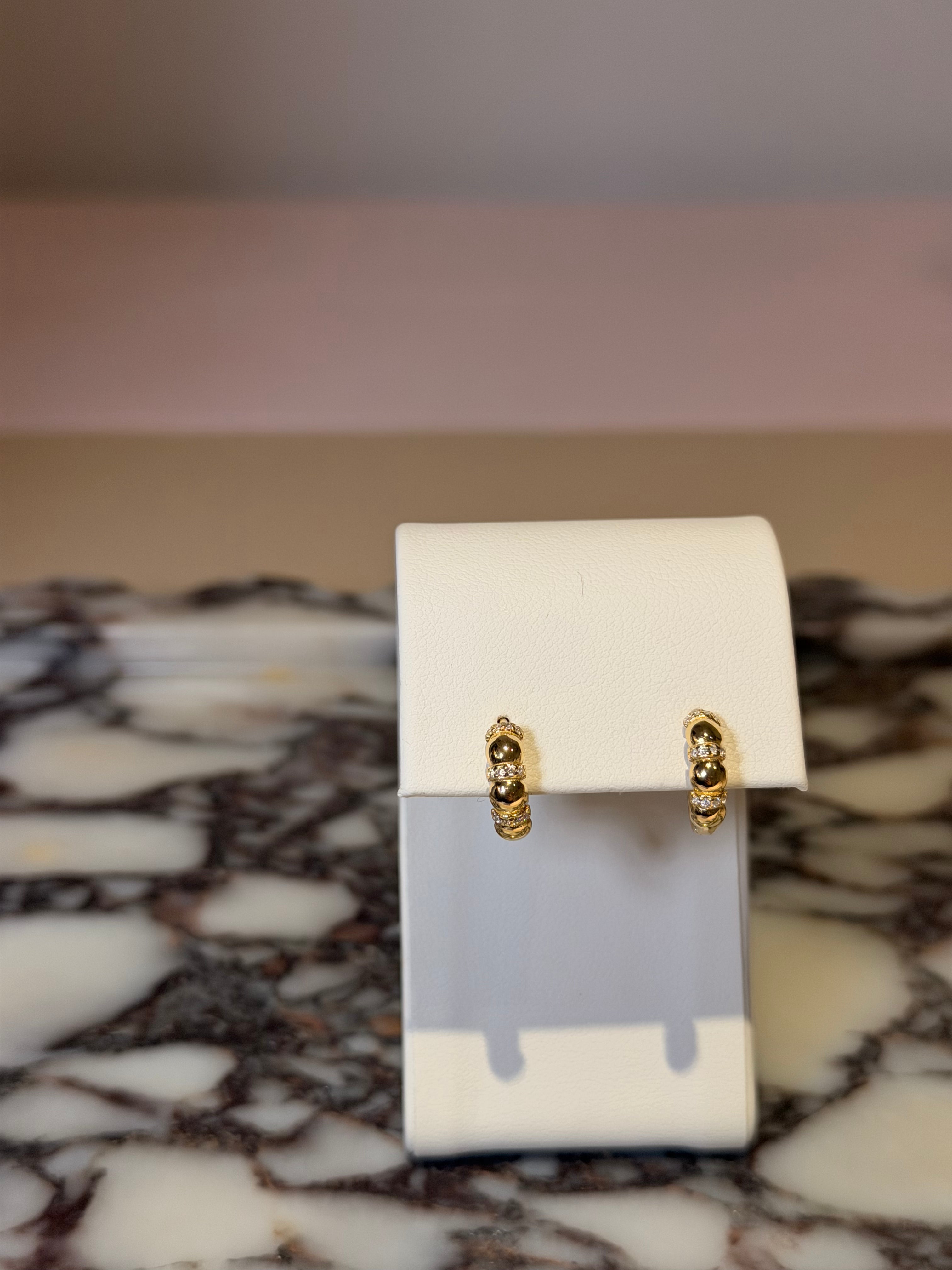 Mini Cubic Gold Huggies