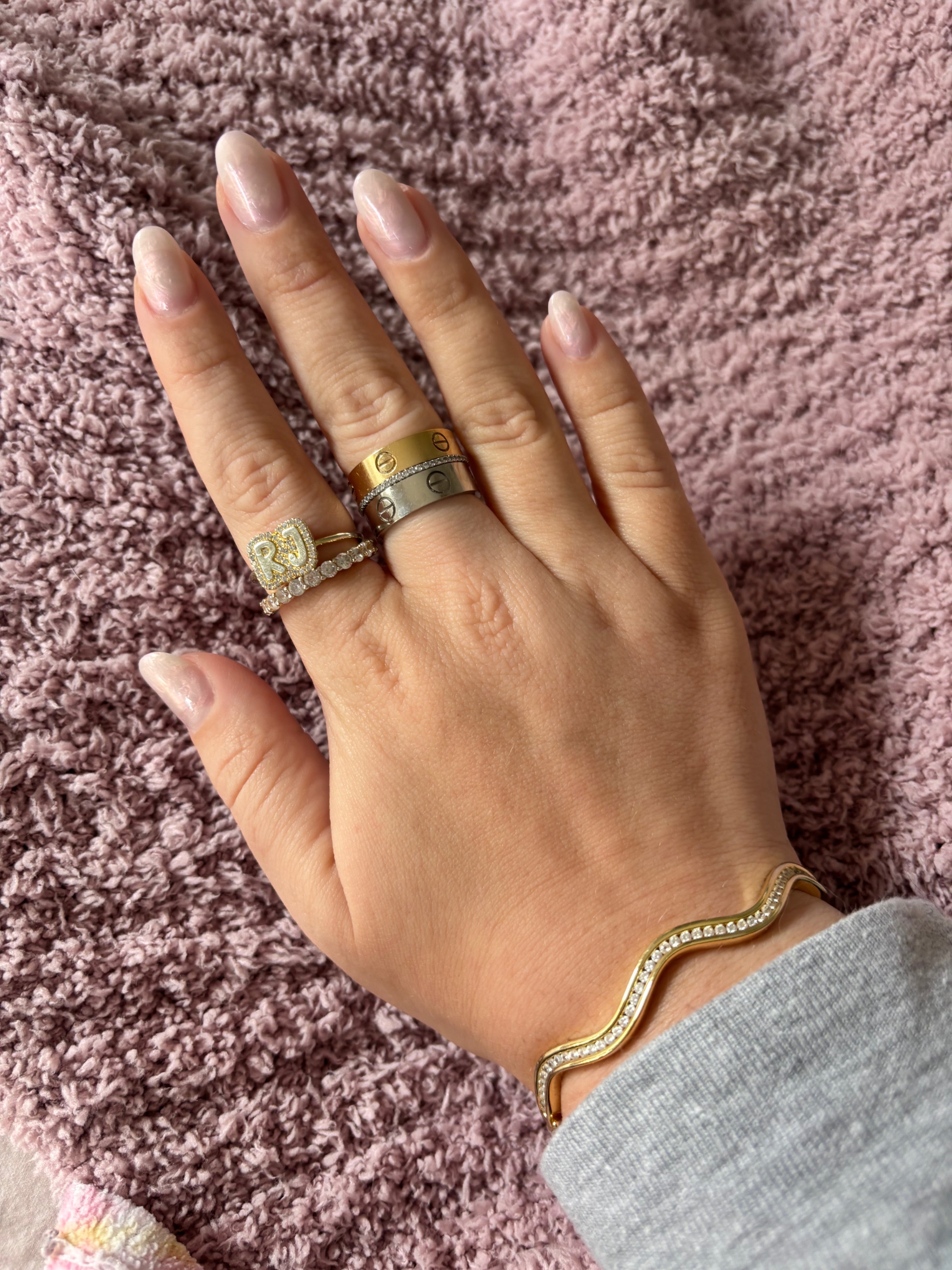 Wavy Bangle