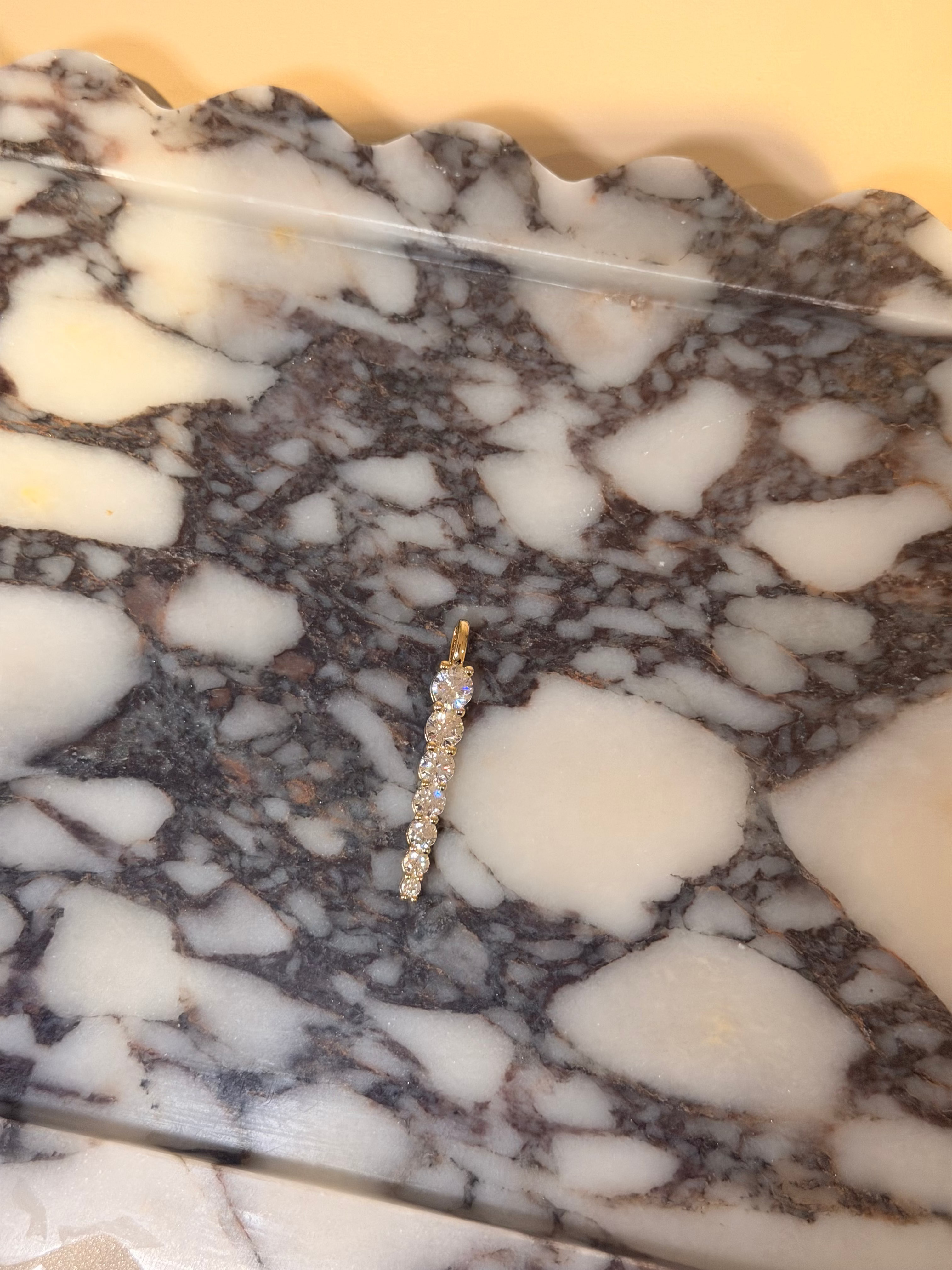 Graduated Cubic Pendant